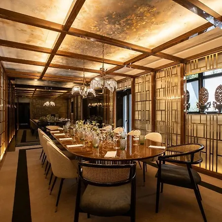 Vinha Boutique - The Leading Of The World 加亚新城